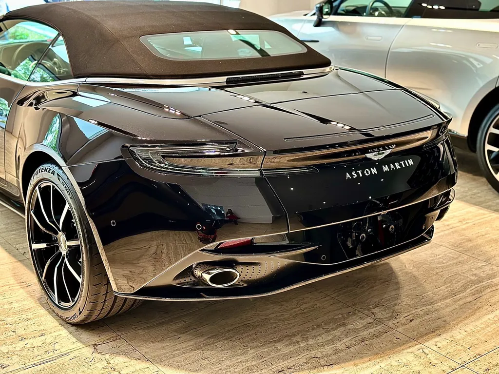 Centre de protection automobile centre de DETAILING protection céramique film de protection PPF Aston Martin LYon DB11 Volante