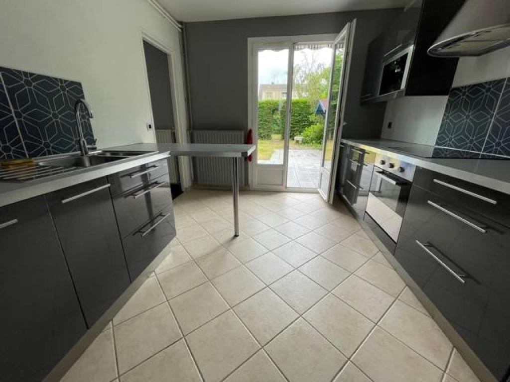 cuisine aménagée équipée