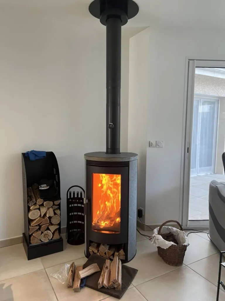 Poêle à bois en pierre sur Anneyron 26 Drôme