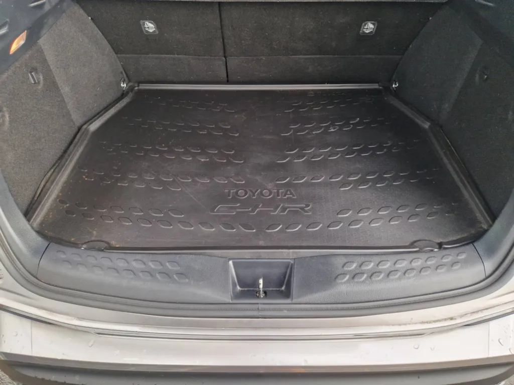 TOYOTA C-HR 2.0L HYBRIDE 184 TEAM DEUTSCHLAND / EDITION OCCASION PRES DE TOULOUSE EN OCCITANIE