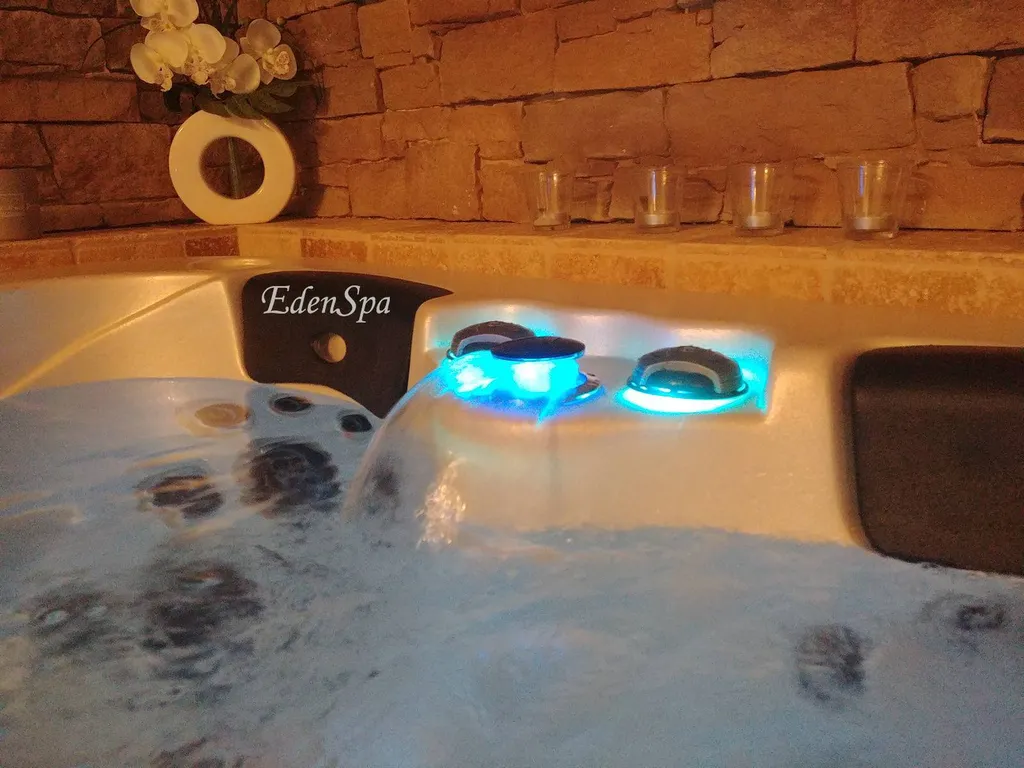 cascade de spa 3 places oraison