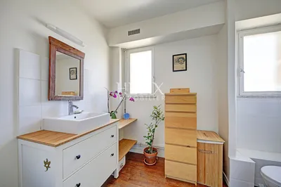 Appartement avec balcon, parking à Saint Germain En Laye 3 pièce(s) 87.34 m2