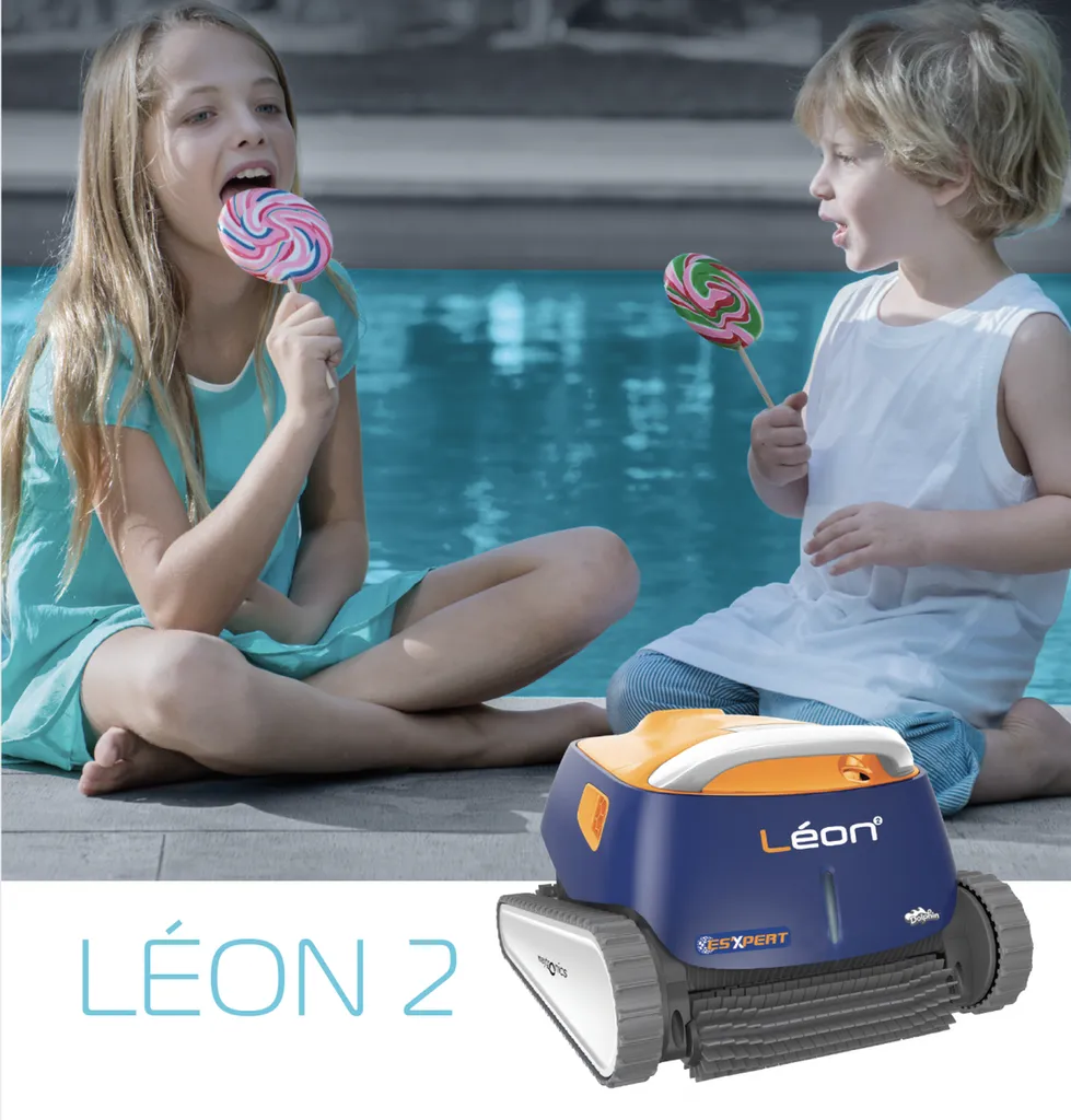 robot léon 2 avec affiche