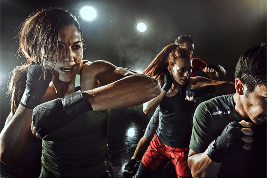 Body Combat - Libère ton énergie et dépasse tes limites chez Aquafit !