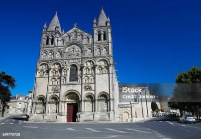 Cathédrale Saint Pierre à Angoulême
