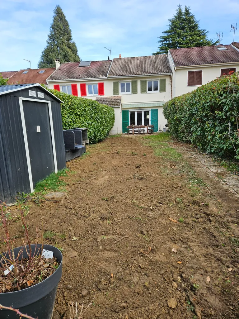 Artisan terrassier et VRD pour maison à Bourg-en-Bresse: Durao TP entreprise de maçonnerie et TP dans l'Ain