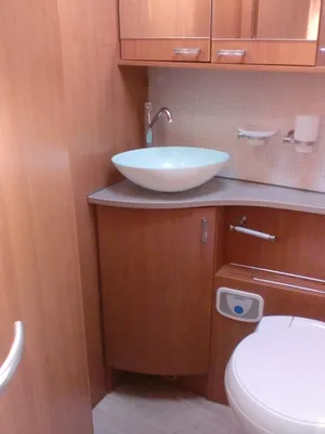 SALLE DE BAIN SEPARE CAMPING CAR