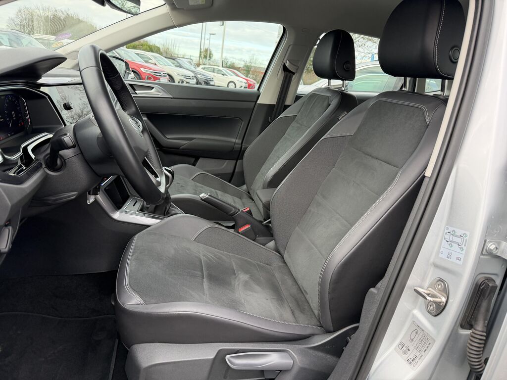 Volkswagen Polo occasion essence 95 ch faible kilométrage proche Le Havre en Normandie