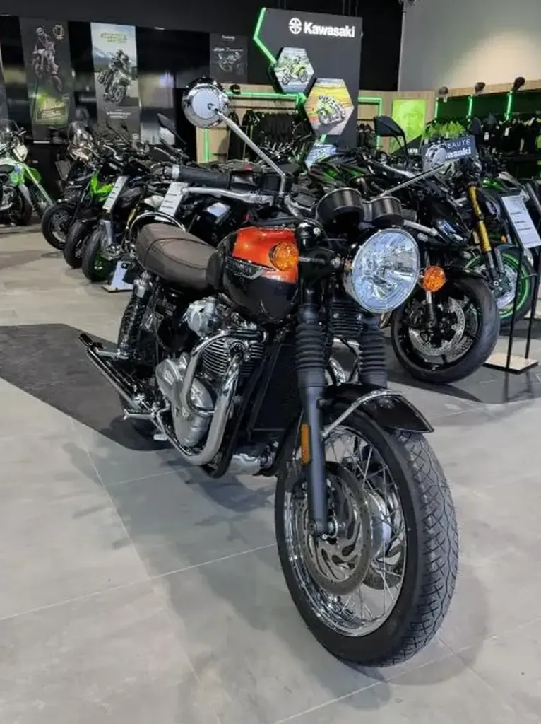 Triumph Bonneville T120 - 4012 kms - garantie 12 mois - Nîmes