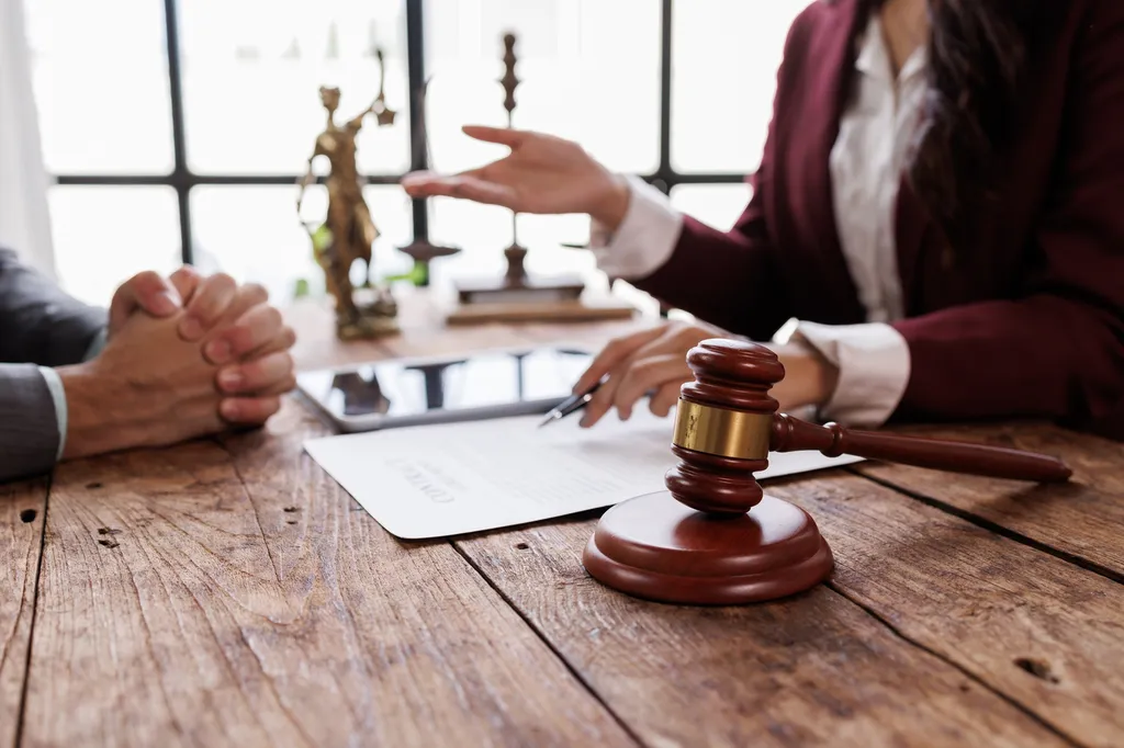 Avocate autorité parentale à Antibes : défense des droits parentaux et protection de l’intérêt de l’enfant dans les Alpes-Maritimes