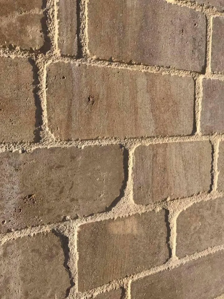 Quel est le prix de la pierre de France au 36 rue de Bourgogne à Paris ?