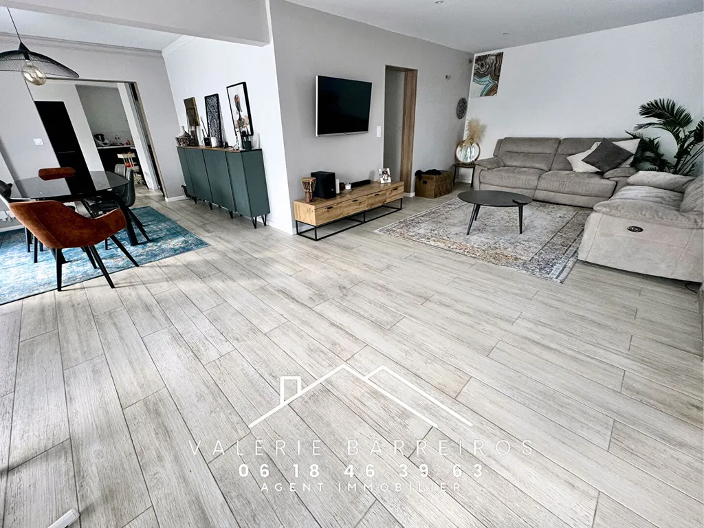 À vendre, maison de 207m² sur un terrain de 1200m² située à Oissel 76350