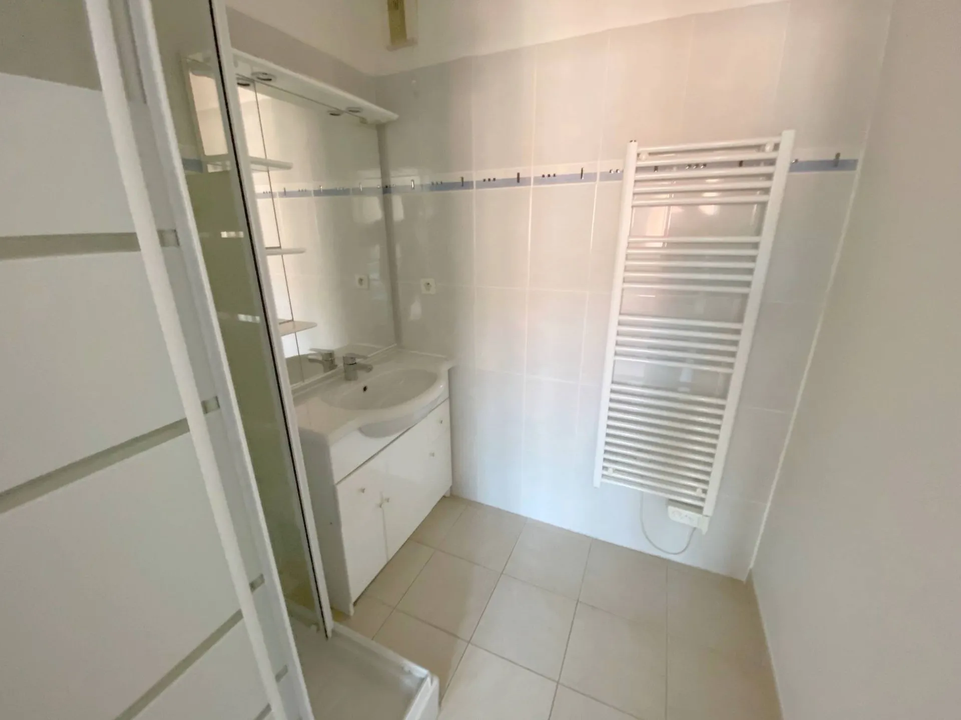 a la vente T2 avec vue village roquefort la bédoule