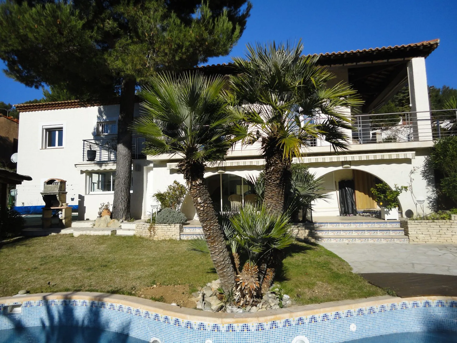Carnoux vente maison avec piscine
