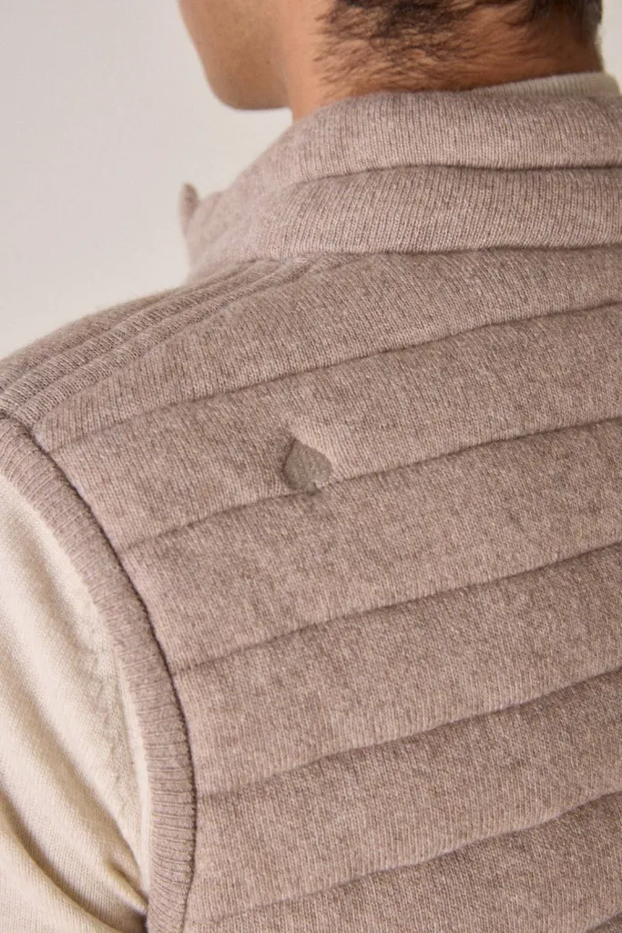 Où acheter une doudoune sans manches réversible en Seine-Maritime ? Découvrez la Brunch par JAQK chez La Suite by Urban Chic à Dieppe