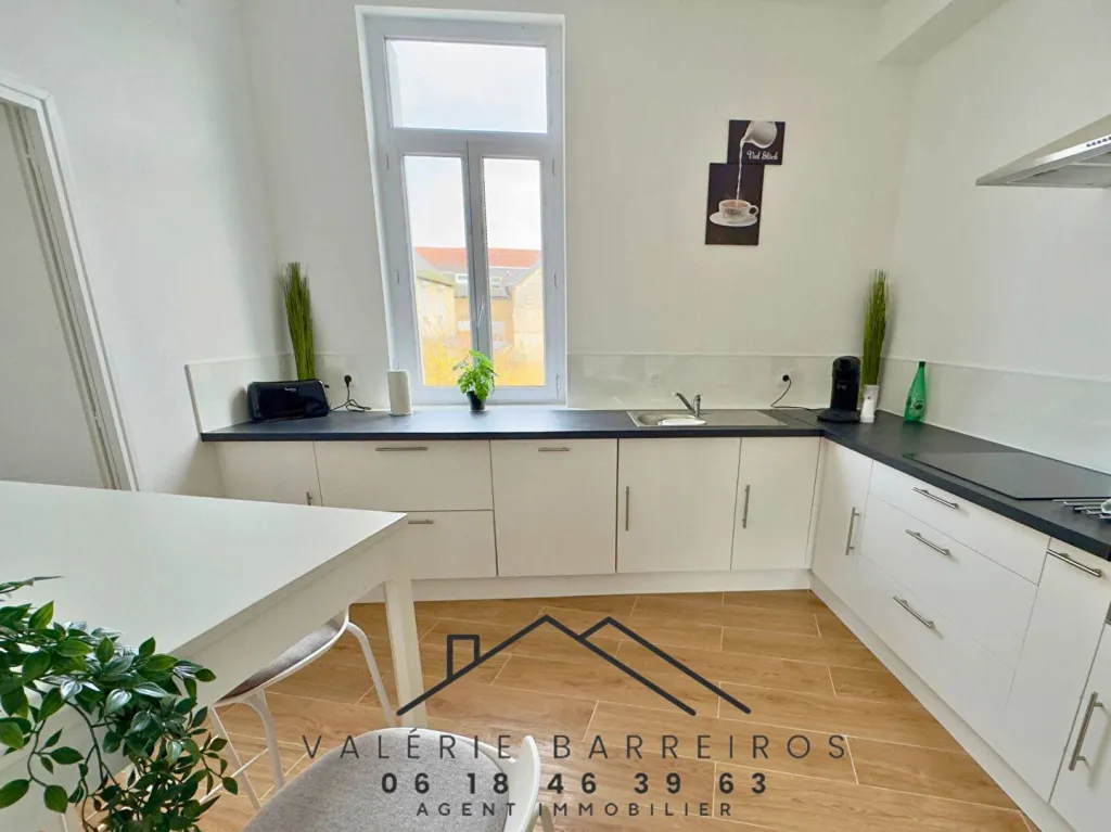 A saisir maison de ville entièrement rénovée de 125 m² habitables sur la commune de ELBEUF 76500