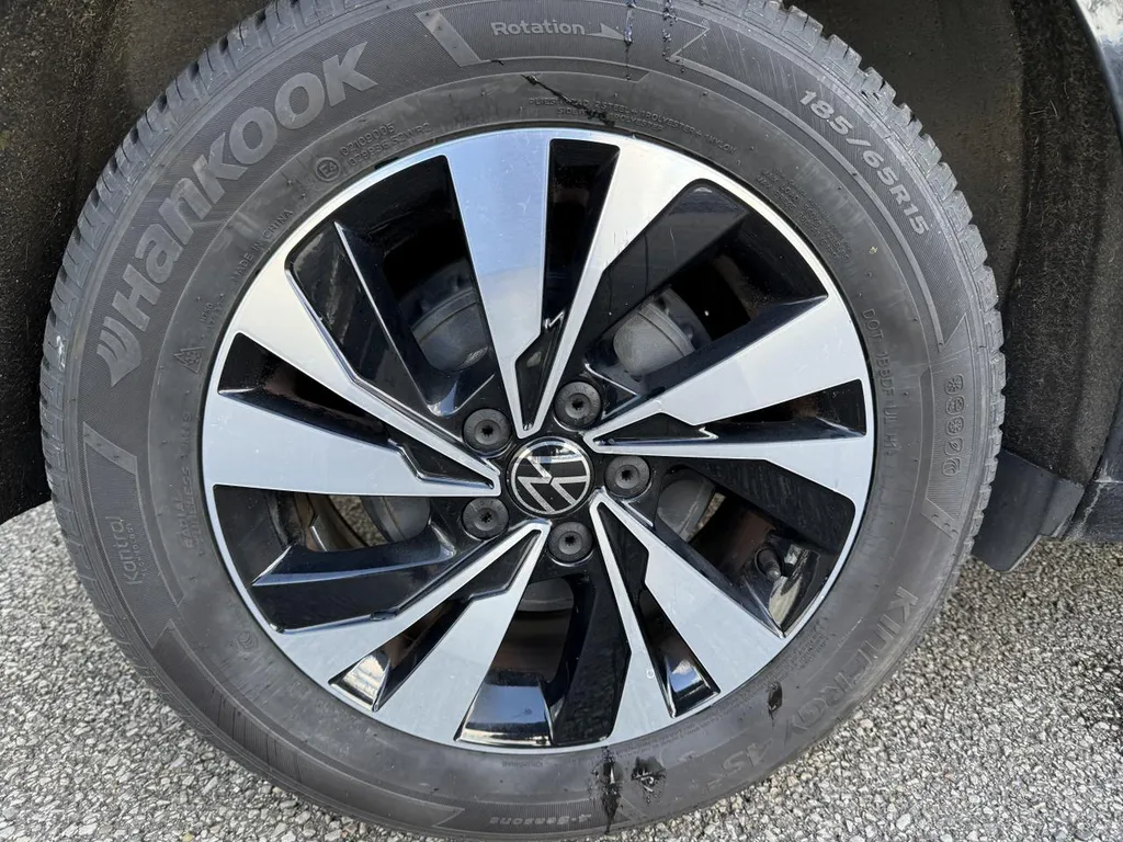 Volkswagen Polo d'occasion à vendre proche du Havre : Citadine Diesel TDI 95 Lounge Business à prix attractif.