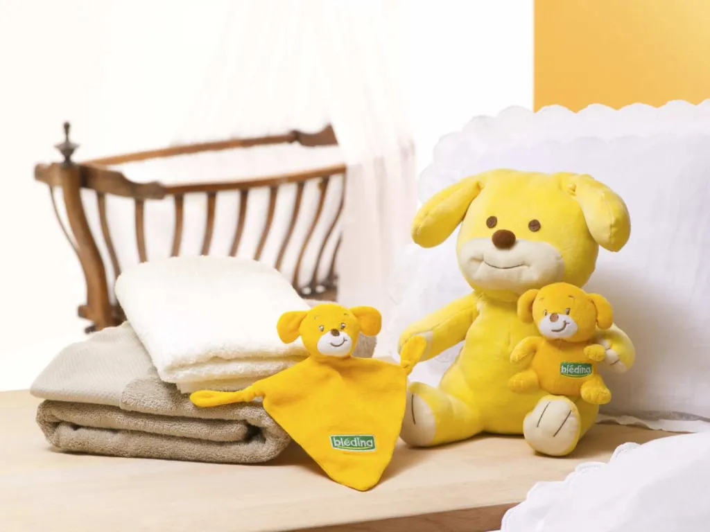 doudou chien jaune Blédina