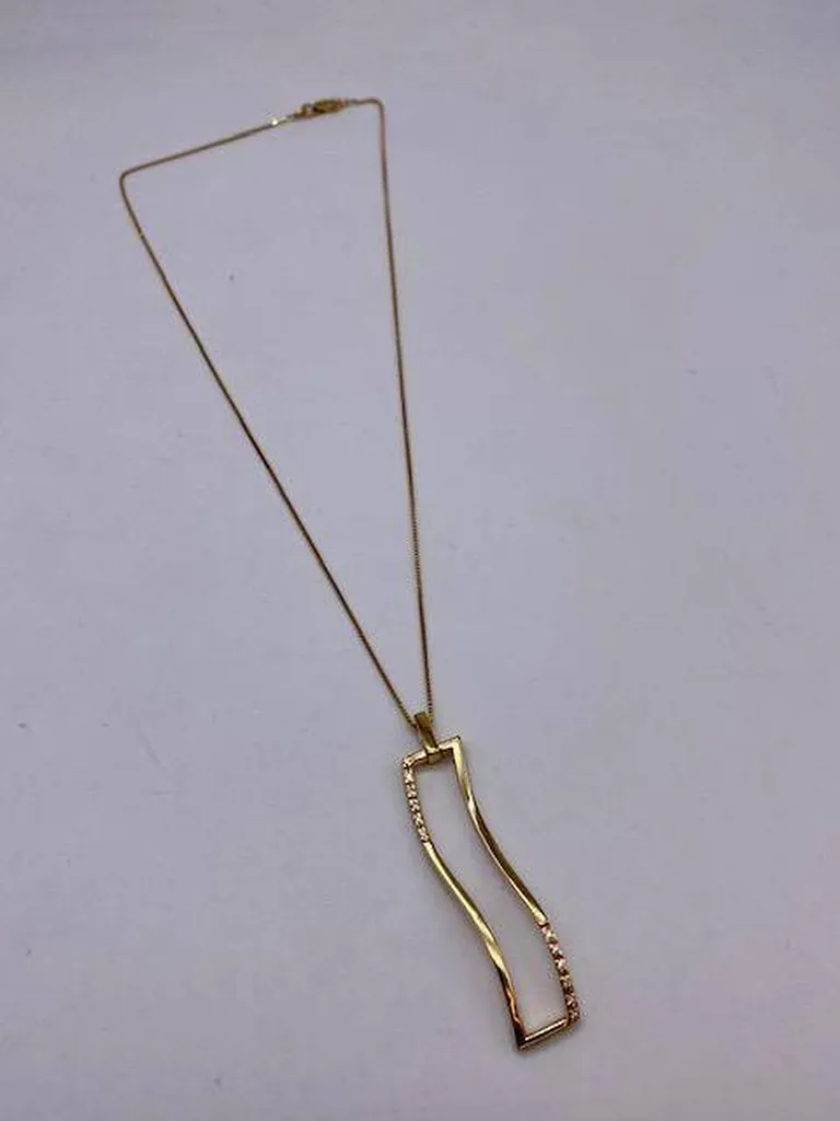 Ou acheter un collier en or 750/1000ème et diamants pas trop cher en Gironde? Chez Or Ligne à La Teste de Buch près de Bordeaux