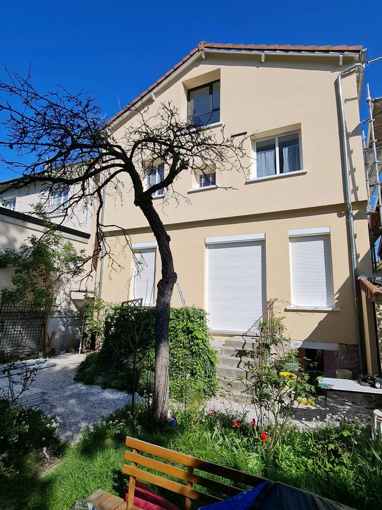 Isolation thermique par l'extérieur des murs en polystyrène à Chatou (78)