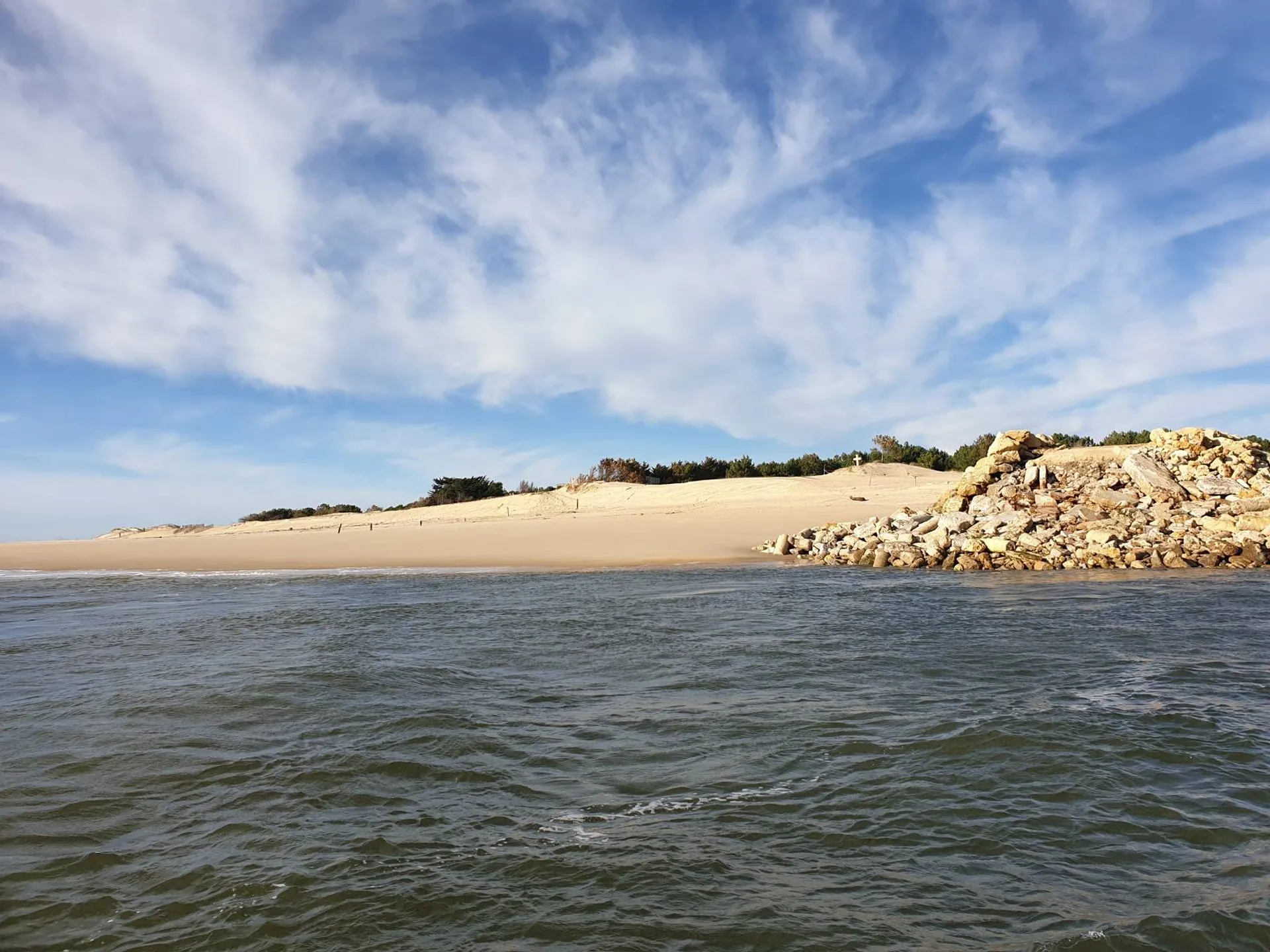 Admirez la Dune du Pilat depuis le banc d'Arguin en bateau taxi ou en balade avec Bat'express !