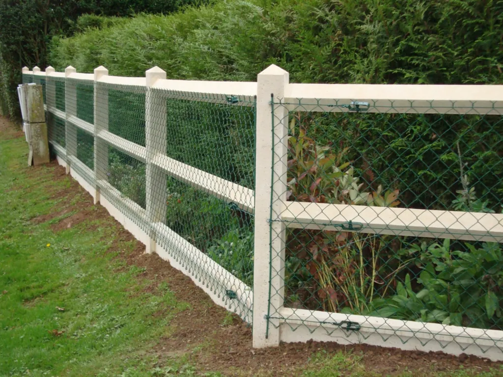 Réalisation de clôture en lisses béton à Nassandres dans l'Eure