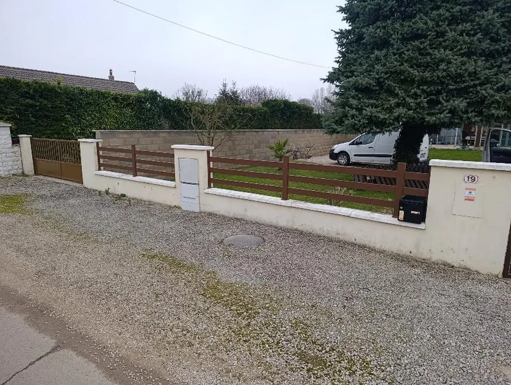 Clôture en aluminium à Echenon