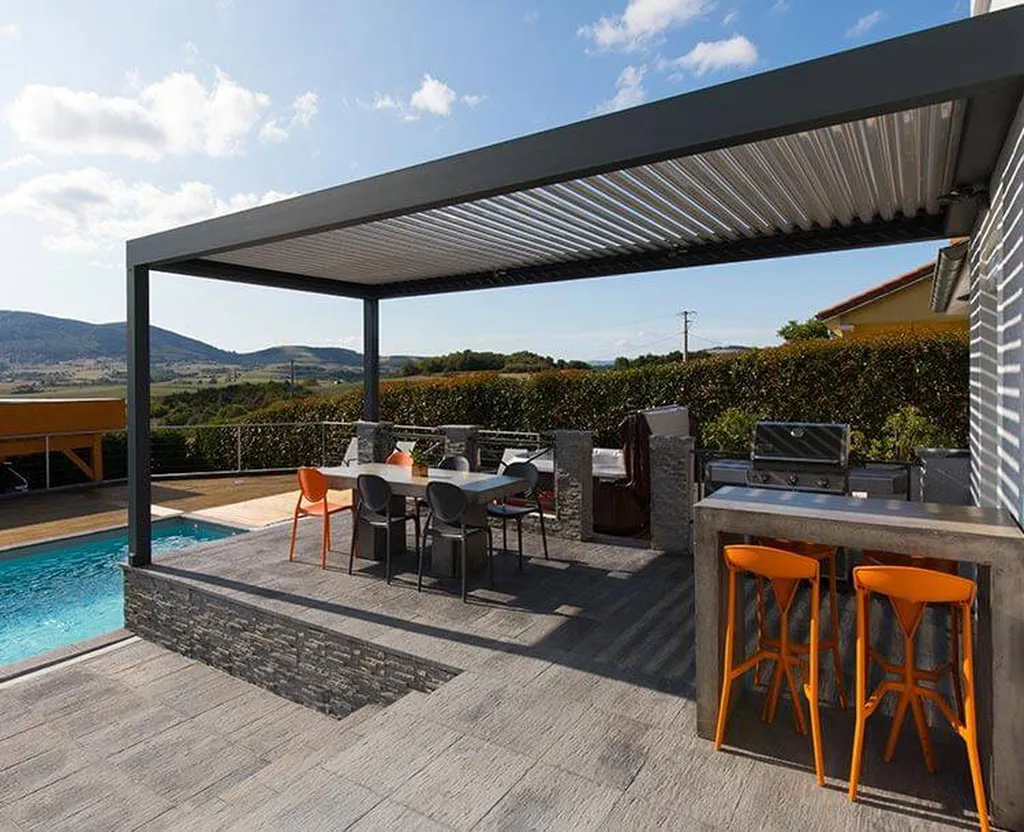 Vente et pose de pergolas bioclimatiques design et pas cher Aix-En-Provence