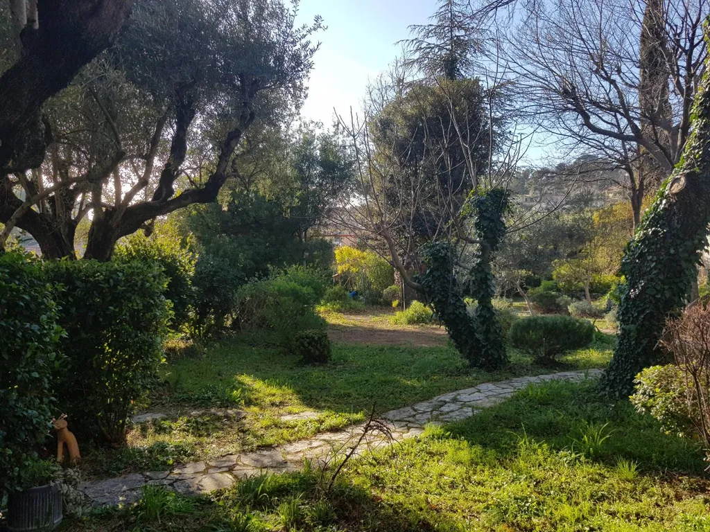 Vendu !  Terrain de 472 m²- TOULON OUEST