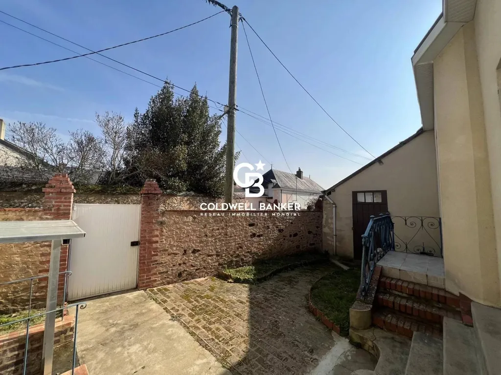 maison de famille à vendre avec cour et jardin au calme