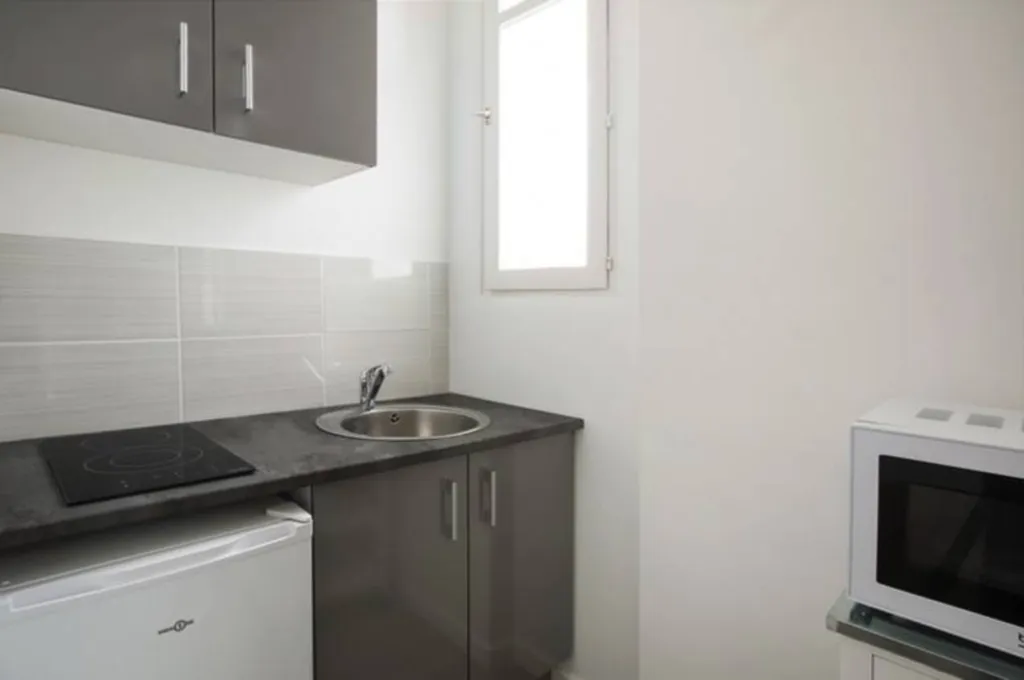 Appartement du studio au T2 entièrement rénovés dans la résidence le 127 proche du quartier Saint-Louis à Lyon 7ème