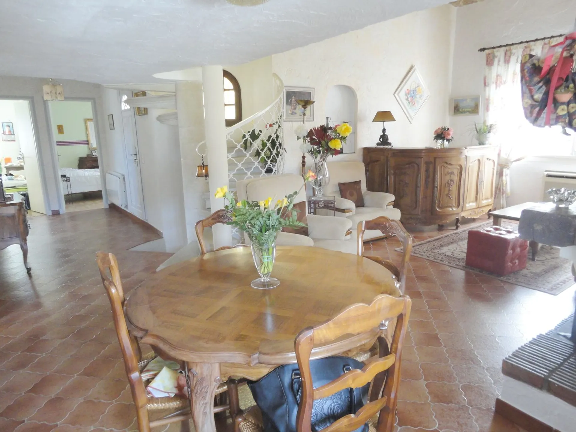 maison avec piscine, garage, véranda à vendre Roquefort la Bédoule