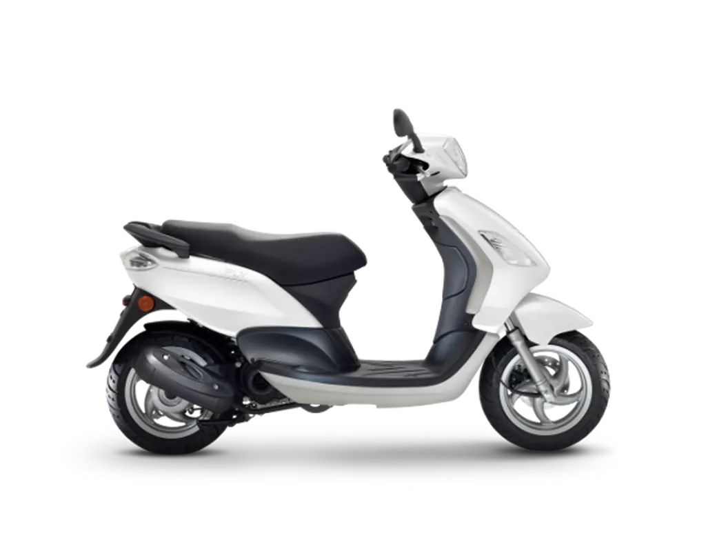 SCOOTER NEUF PIAGGIO FLY 50 2 TEMPS PACA