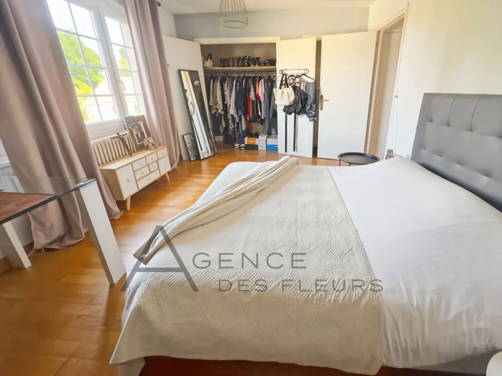 A acheter maison de 220 m2 sur la commune de Bosroumois 27670