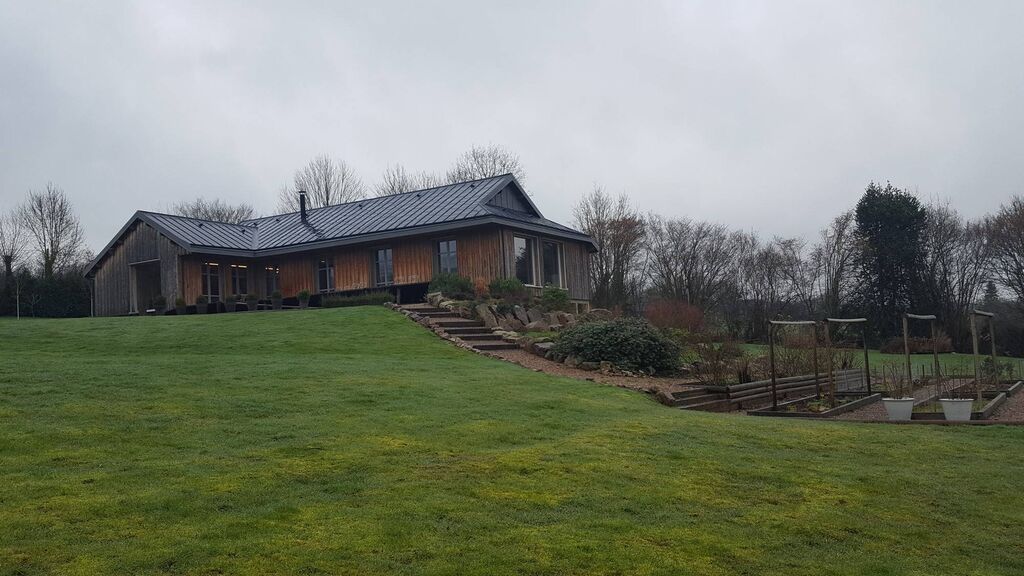 A vendre maison de construction récente dans la région de Vimoutier Orne 61