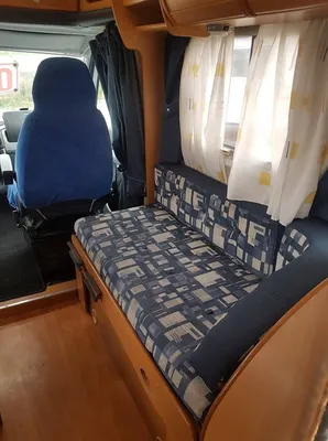 RETIRE DU PARC CAMPING CAR PROFILE CI RIVIERA 55P  4 COUCHAGES