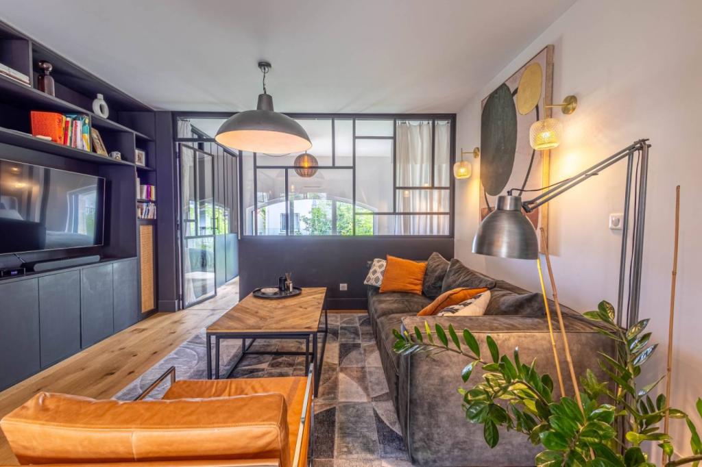 Vendu Bel appartement T4 avec garage Bordeaux Caudéran  