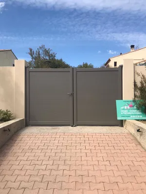 Pose d'un Portail à Battant automatisé près de Nîmes dans le Gard 