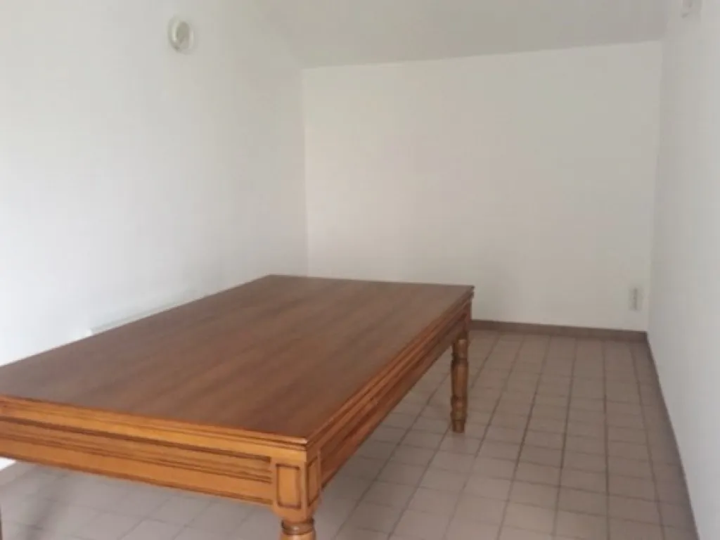 Cherche à acheter maison avec 6 chambres proche la mare aux bSufs 76320