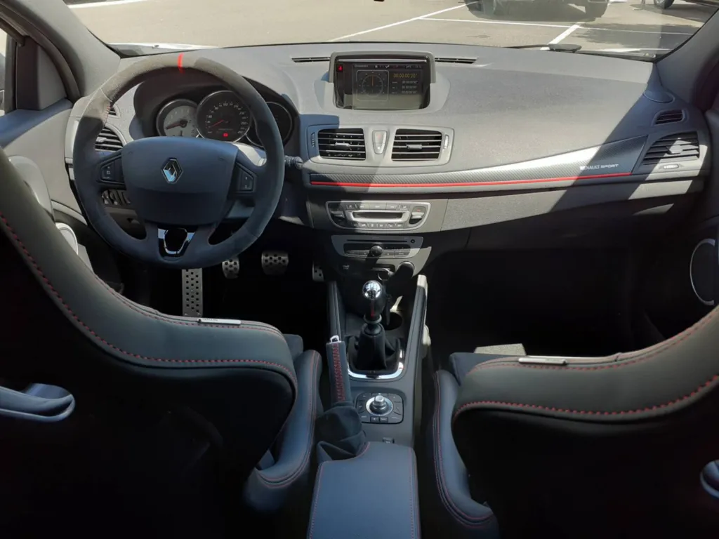 RENAULT MÉGANE III RS OCCASION 2.0T 275 TROPHY-R PRÈS DE TOULOUSE EN OCCITANIE