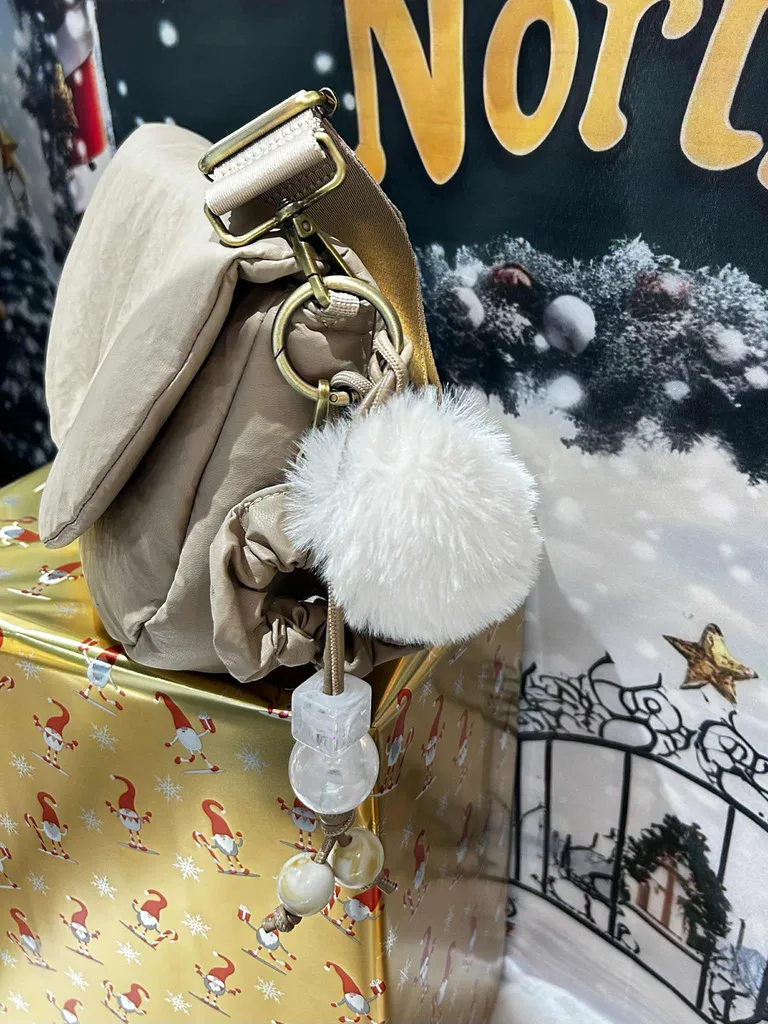 Sac bandoulière Woomen disponible chez Evasion Eu