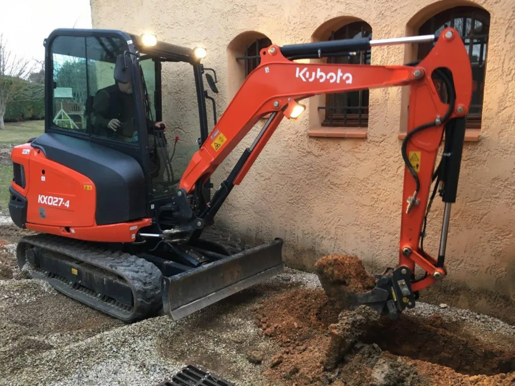 Réfection de canalisation et raccordement sur fosse septique à Luynes Réfection de canalisation et raccordement sur fosse septique à Luynes