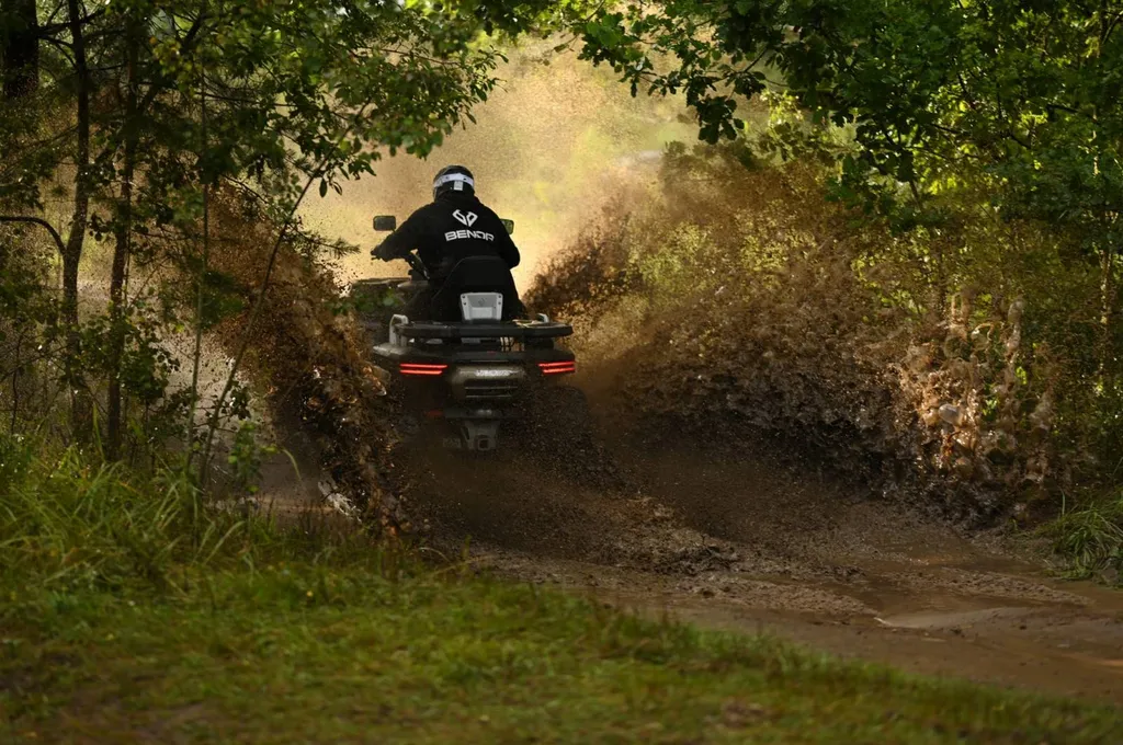 QUAD NEUF BENDA REDSTONE 550 EDITION PREMIUM – CHASSIS LONG A SANARY SUR MER