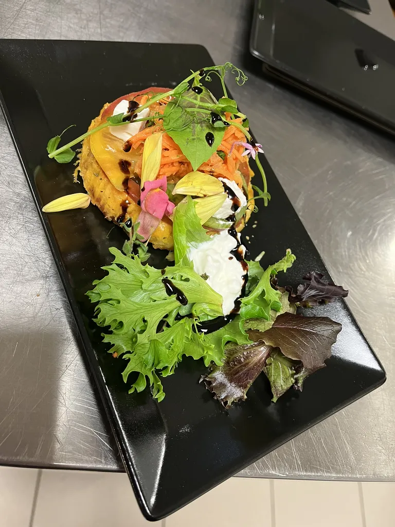 Menu végétarien mariage à Haguenau : plats équilibrés élaborés avec légumes frais, saveurs naturelles et présentation soignée pour un menu sans viande de qualité