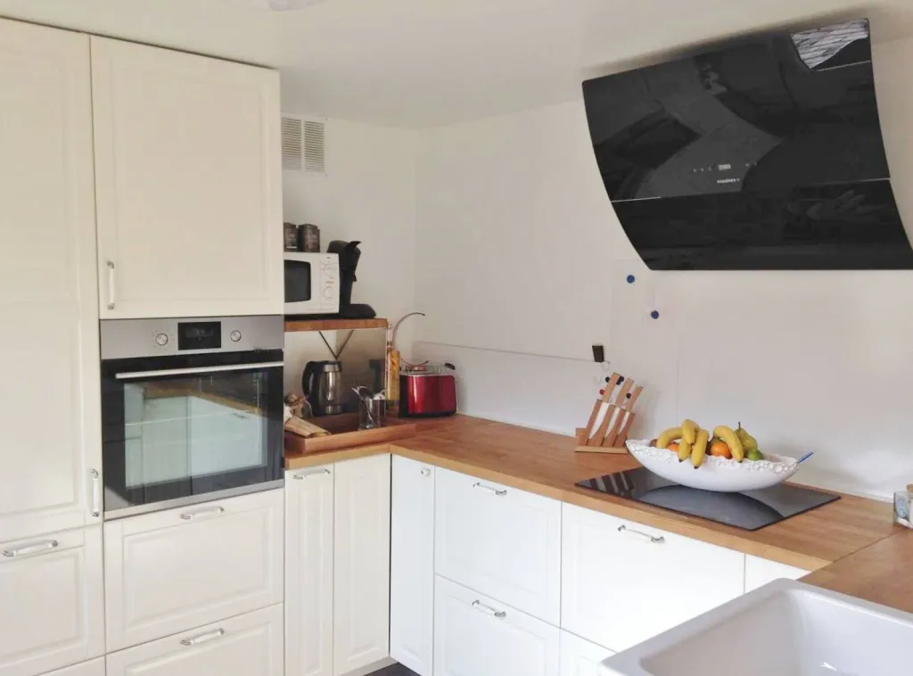 Vends coquette maison proche écoles et commerces à Elbeuf 76500