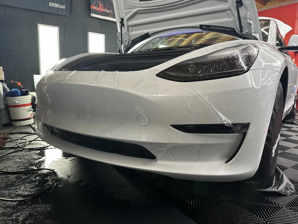 film de protection carrosserie PPF Lyon anti rayures tesla model 3 