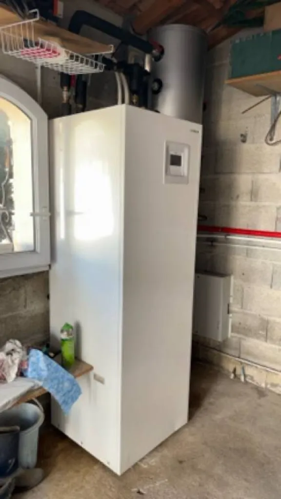 Pompe à chaleur Hitachi Yutaki s combi installée à Marseille çème
