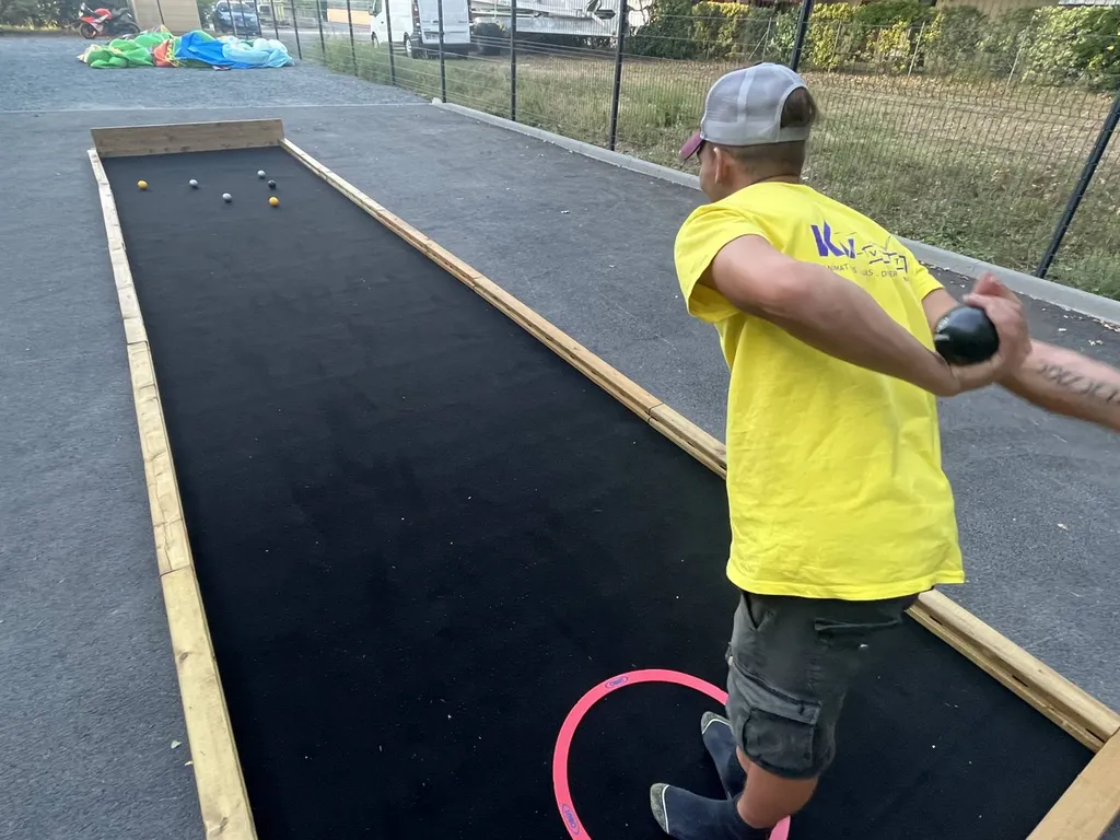 LOUER UN TERRAIN DE PETANQUE A BOURG EN BRESSE