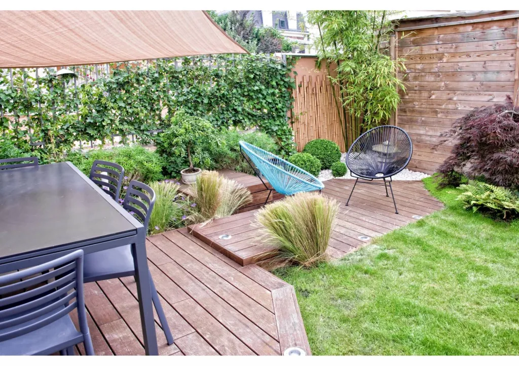 Aménagement de petit jardin de ville sans entretien à Montpellier dans l’Hérault