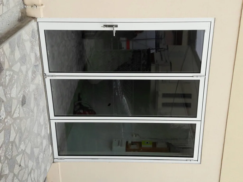 vente et installation de baie pliante accordéon en provence